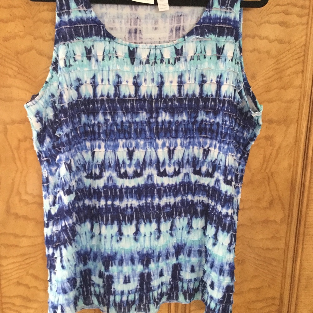 Chico’s tank with small ruffles